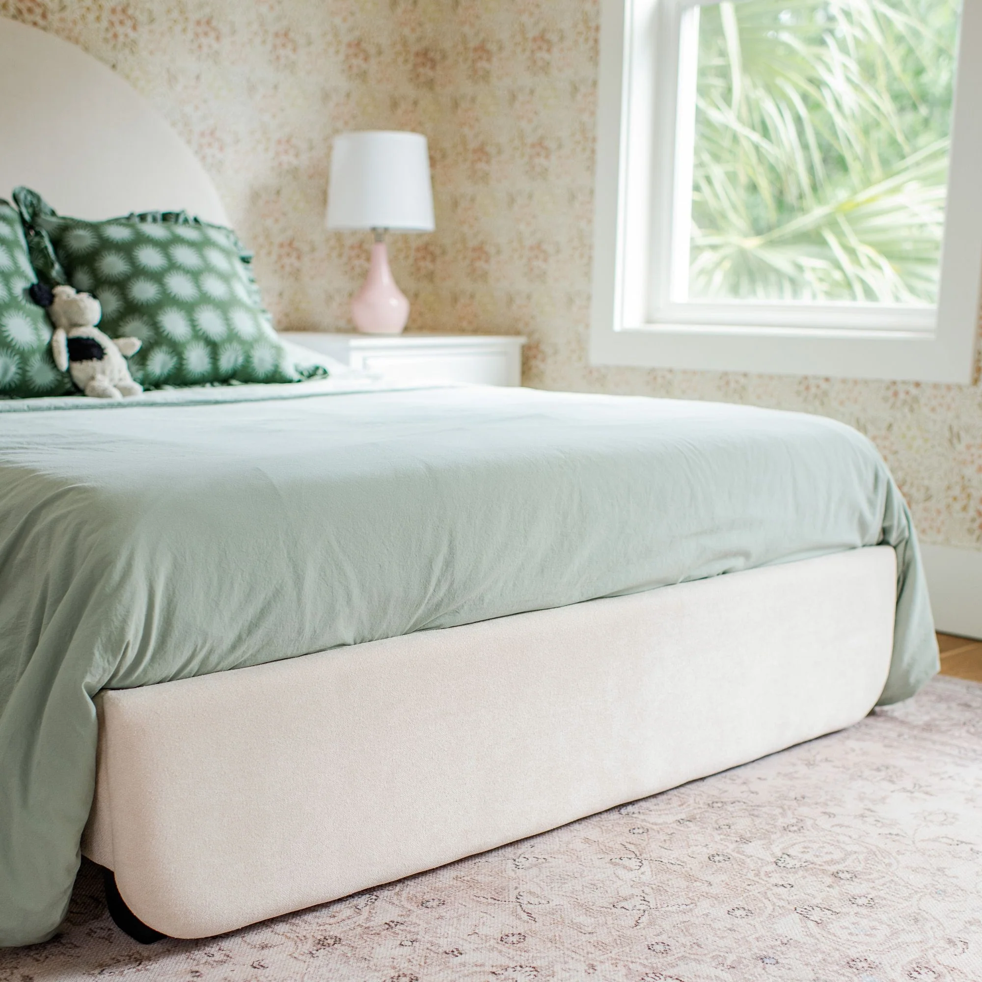Kenzie Upholstered Full Bed - Image 21